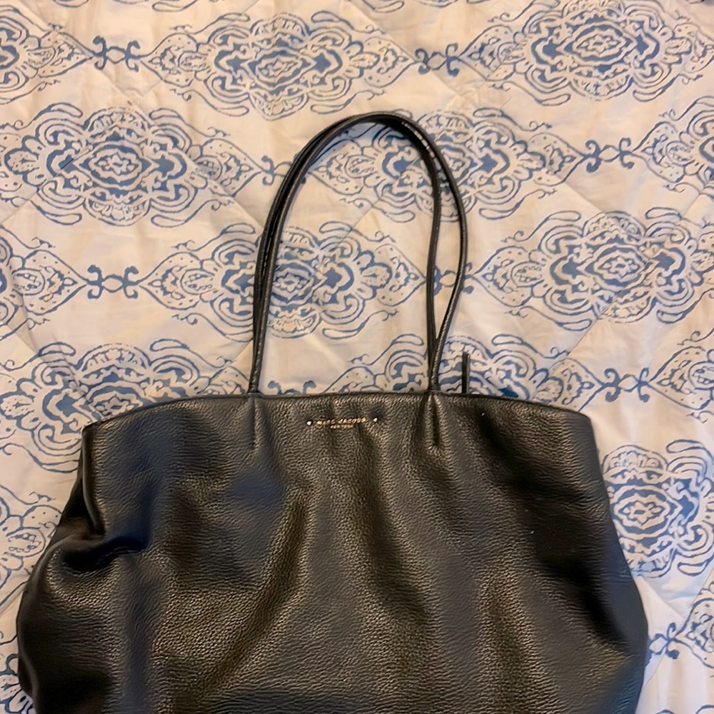 Marc Jacobs black leather hobo